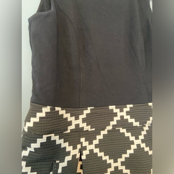Nine West Black and White Geometric Midi Dress - Picture 2 of 6